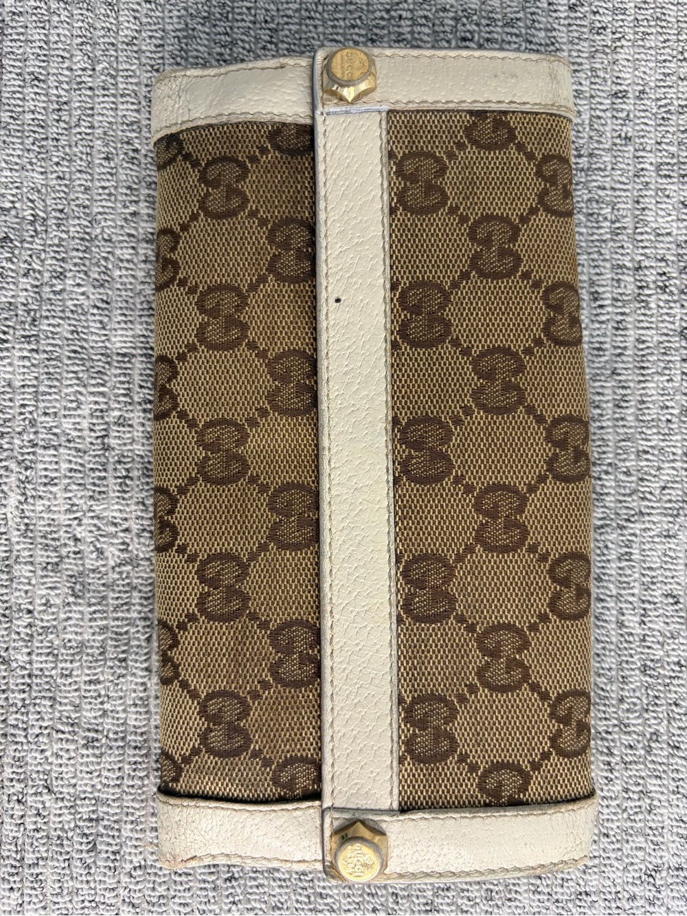 Authentic Gucci Beige GG Canvas Continental Wallet with White Trim - Picture 3 of 13